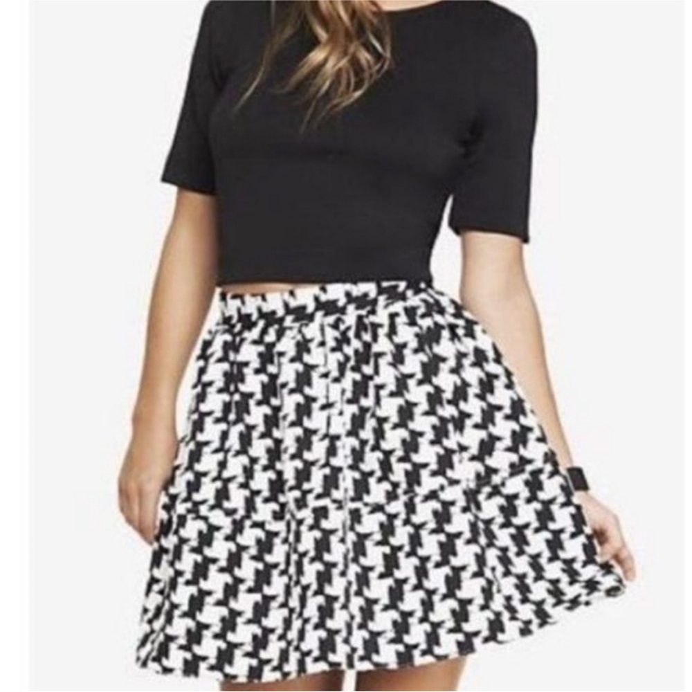 Black and White Houndstooth Mini Skirt